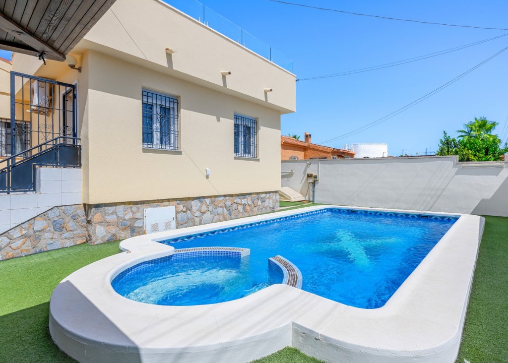 Venta - Chalet - Ciudad Quesada - Center