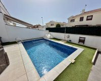 Venta - Chalet - Ciudad Quesada - Costa Blanca