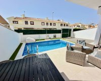 Venta - Chalet - Ciudad Quesada - Costa Blanca