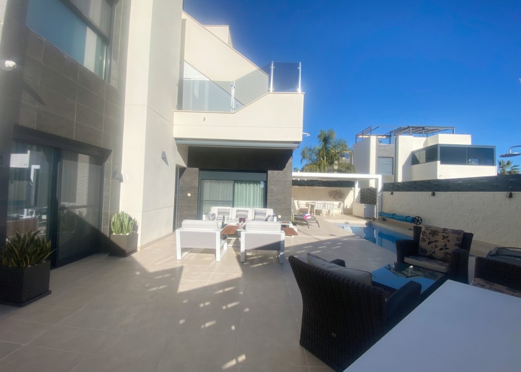 Venta - Chalet - Ciudad Quesada - Pueblo Bravo