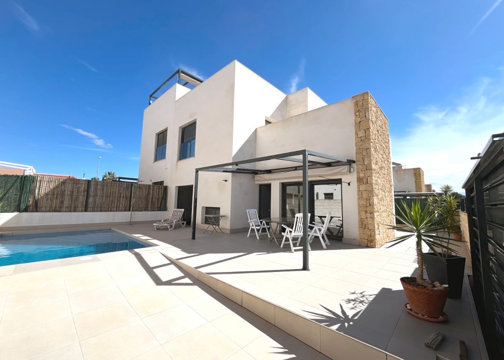 Venta - Chalet - Ciudad Quesada - Pueblo Bravo