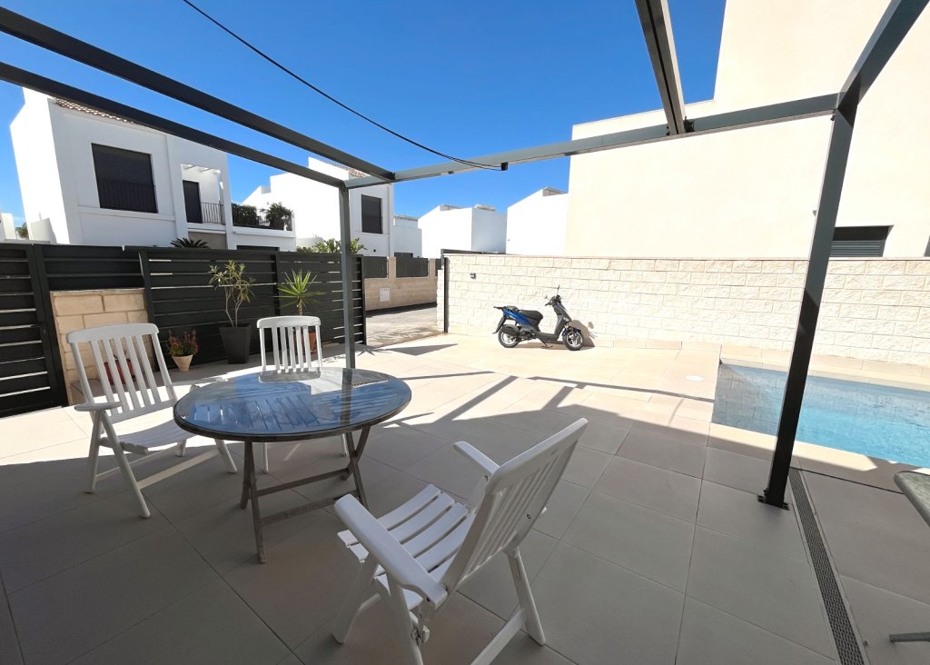 Venta - Chalet - Ciudad Quesada - Pueblo Bravo