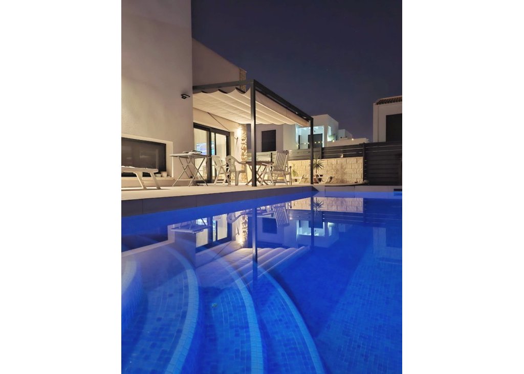Venta - Chalet - Ciudad Quesada - Pueblo Bravo