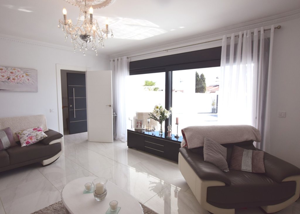 Venta - Chalet - Ciudad Quesada