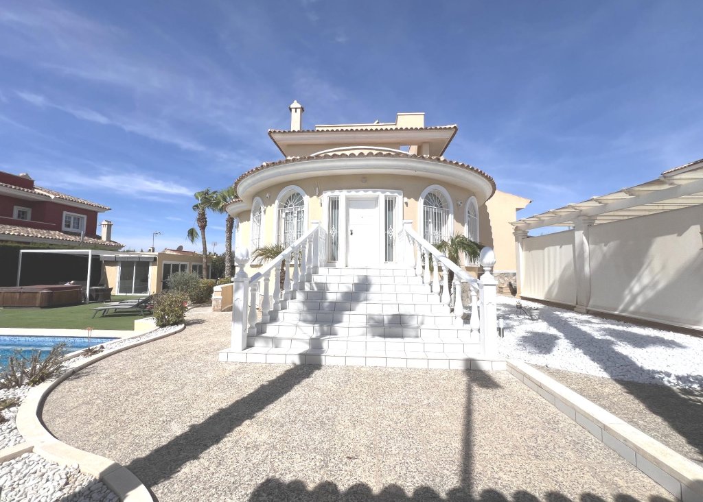 Venta - Chalet - Ciudad Quesada