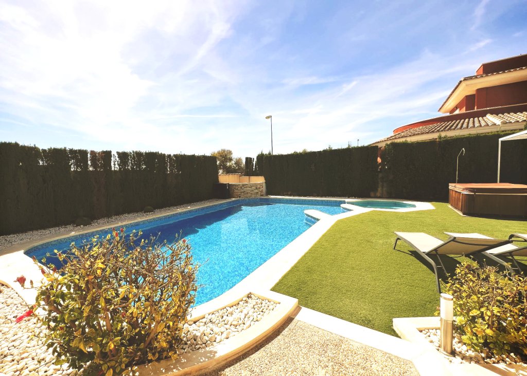 Venta - Chalet - Ciudad Quesada