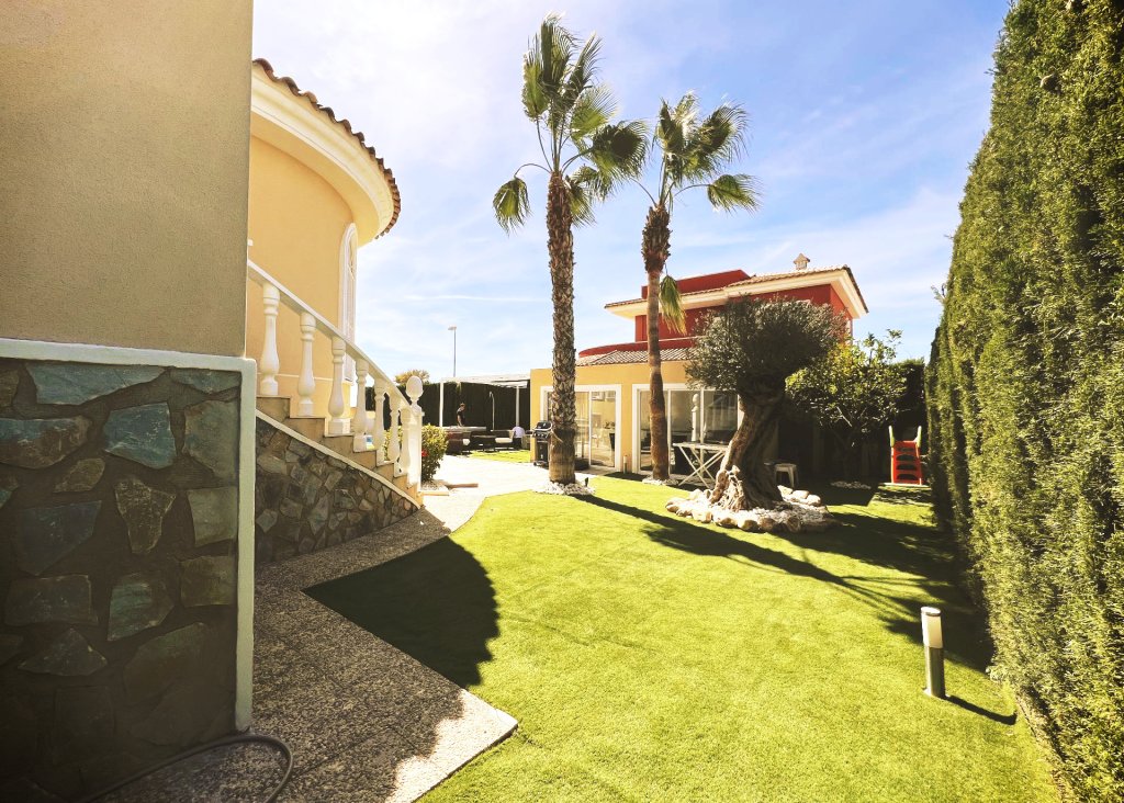 Venta - Chalet - Ciudad Quesada