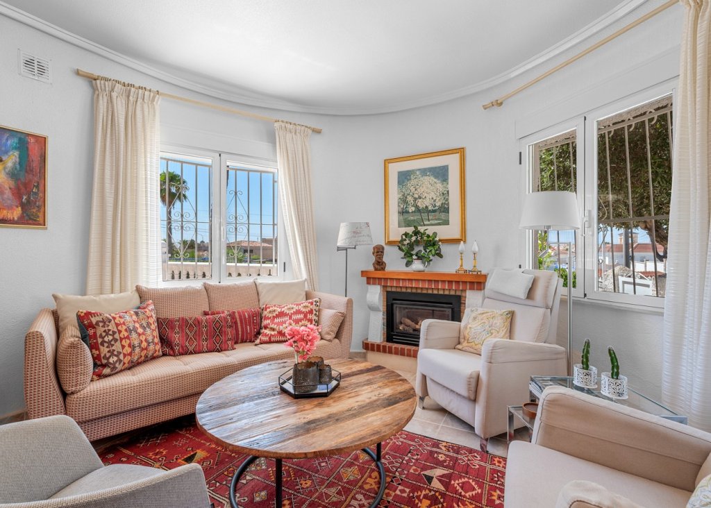 Venta - Chalet - Ciudad Quesada