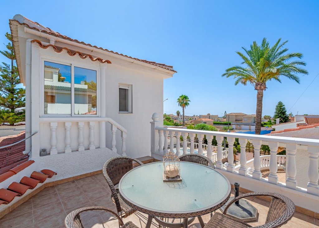 Venta - Chalet - Ciudad Quesada