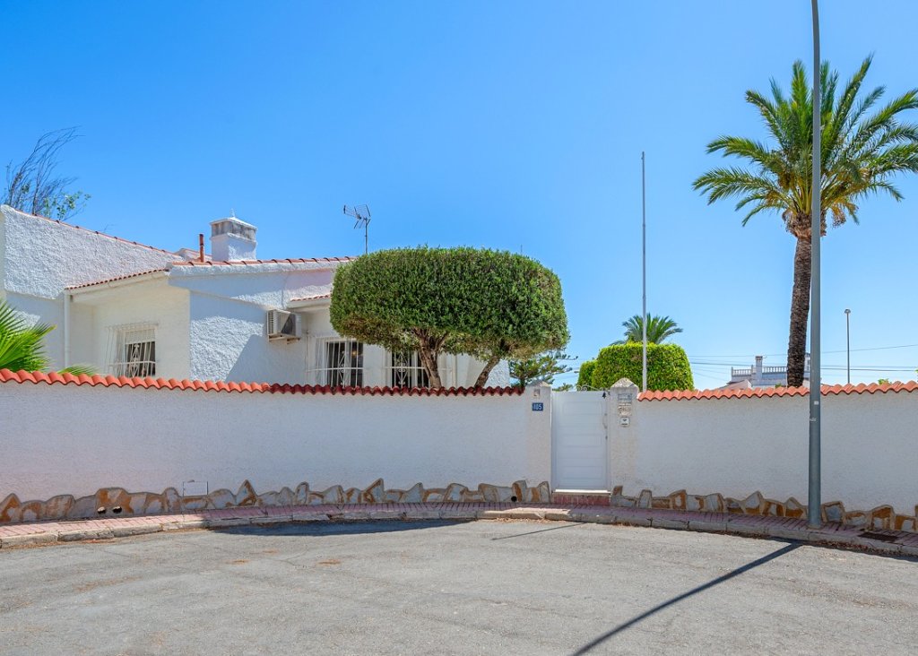 Venta - Chalet - Ciudad Quesada