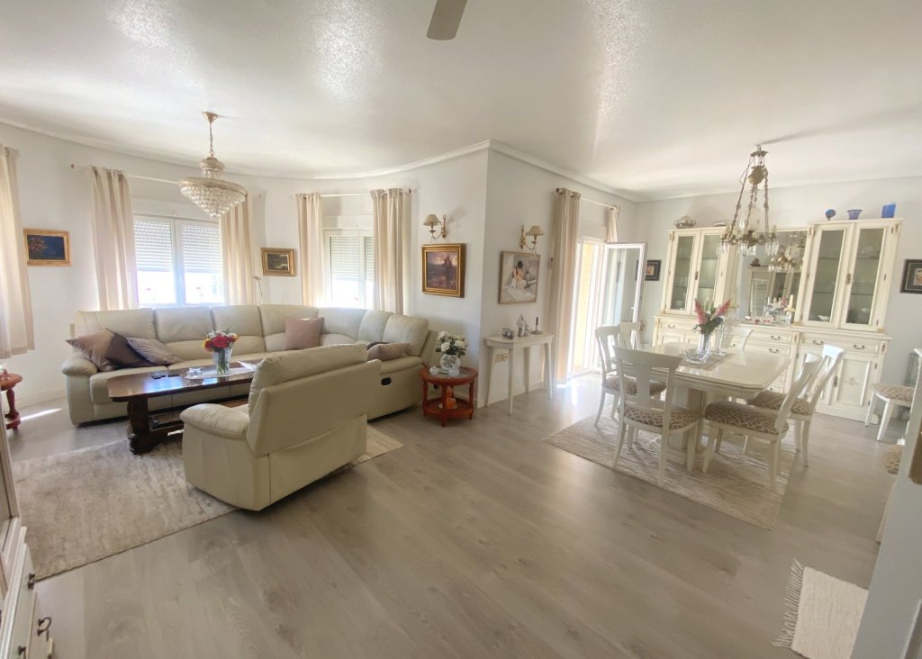 Venta - Chalet - Ciudad Quesada