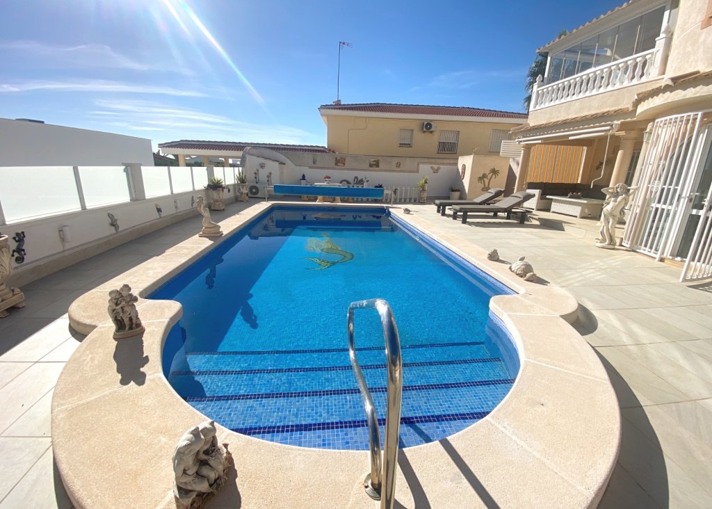 Venta - Chalet - Ciudad Quesada