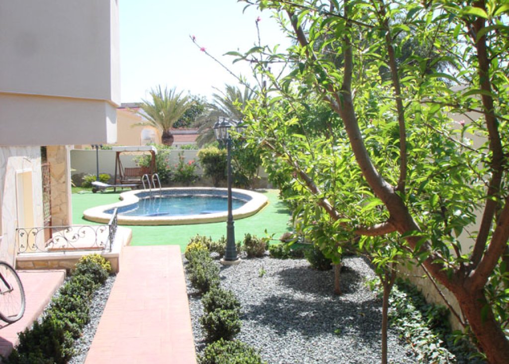 Venta - Chalet - Ciudad Quesada