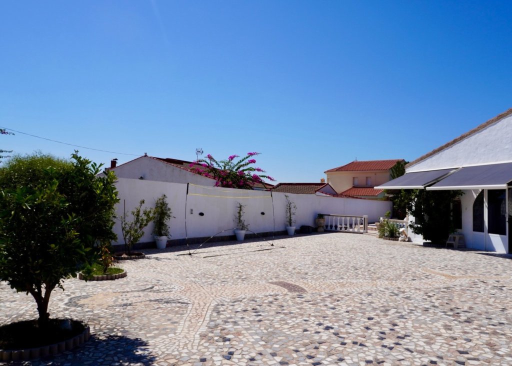 Venta - Chalet - Ciudad Quesada