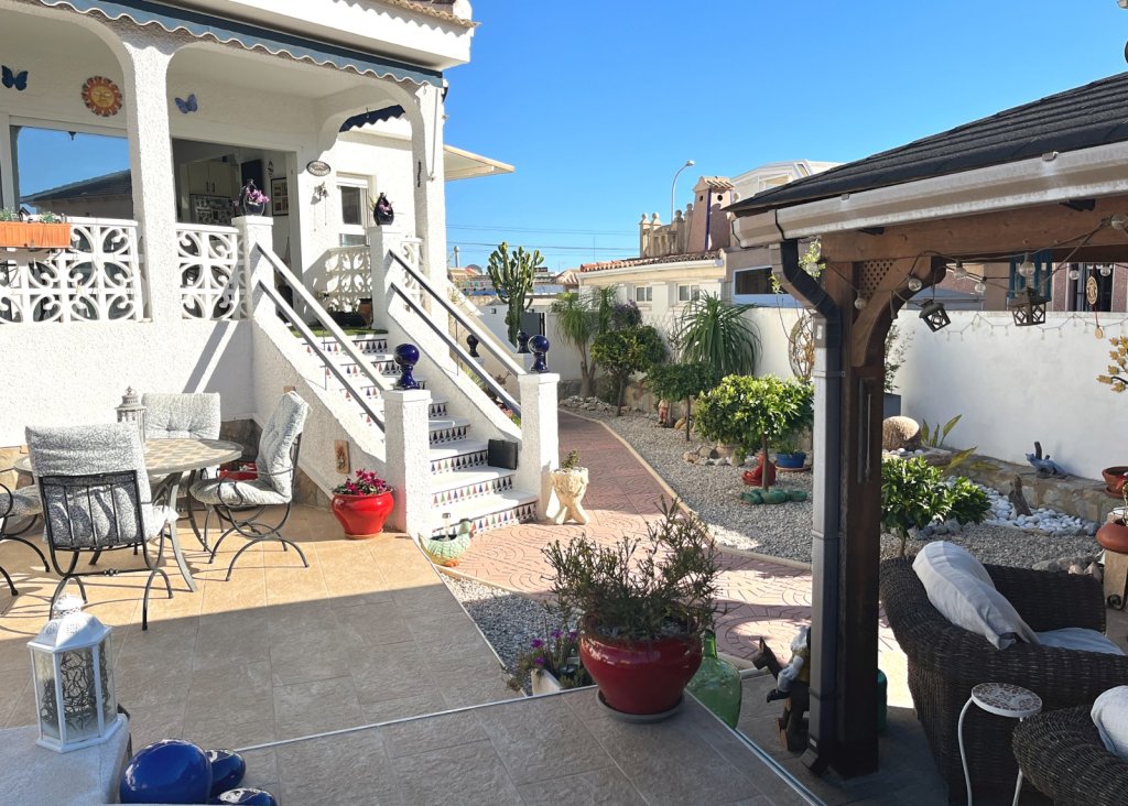 Venta - Chalet - Ciudad Quesada