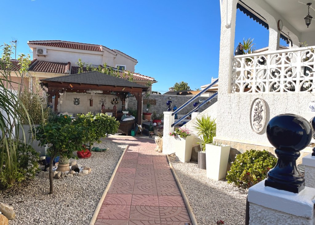 Venta - Chalet - Ciudad Quesada