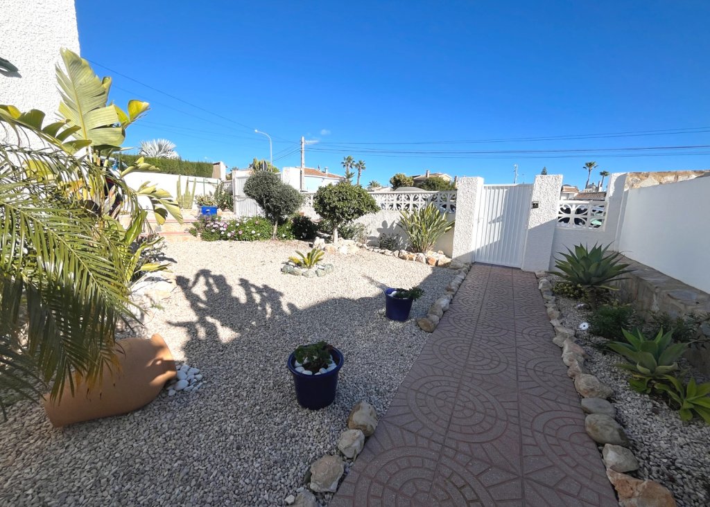 Venta - Chalet - Ciudad Quesada