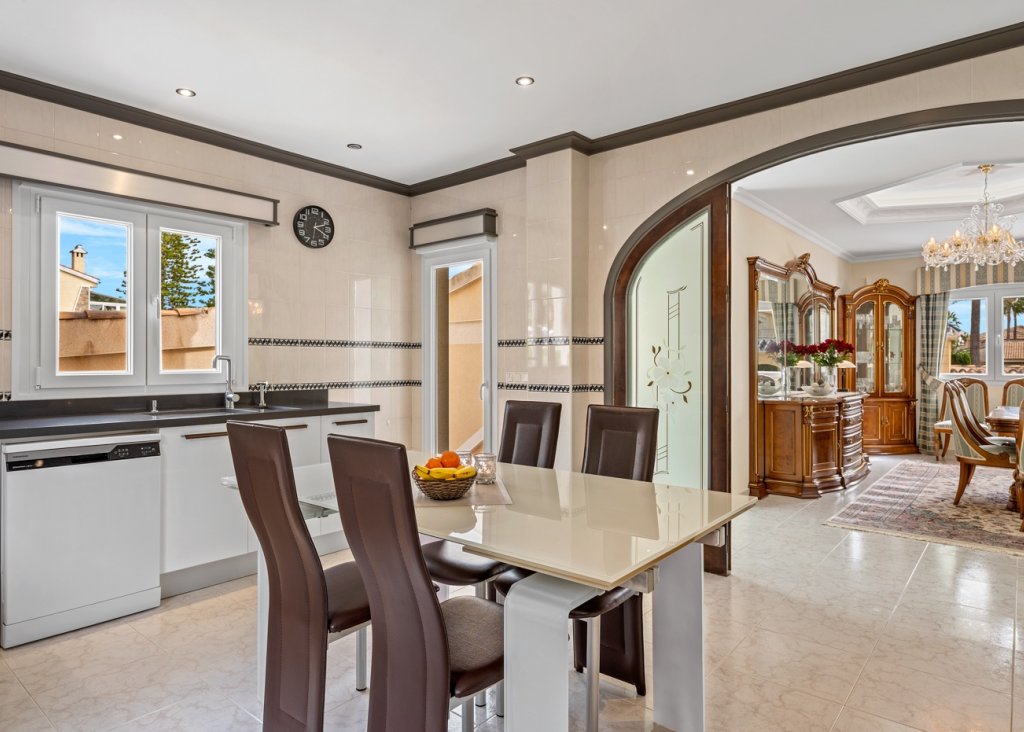 Venta - Chalet - Ciudad Quesada