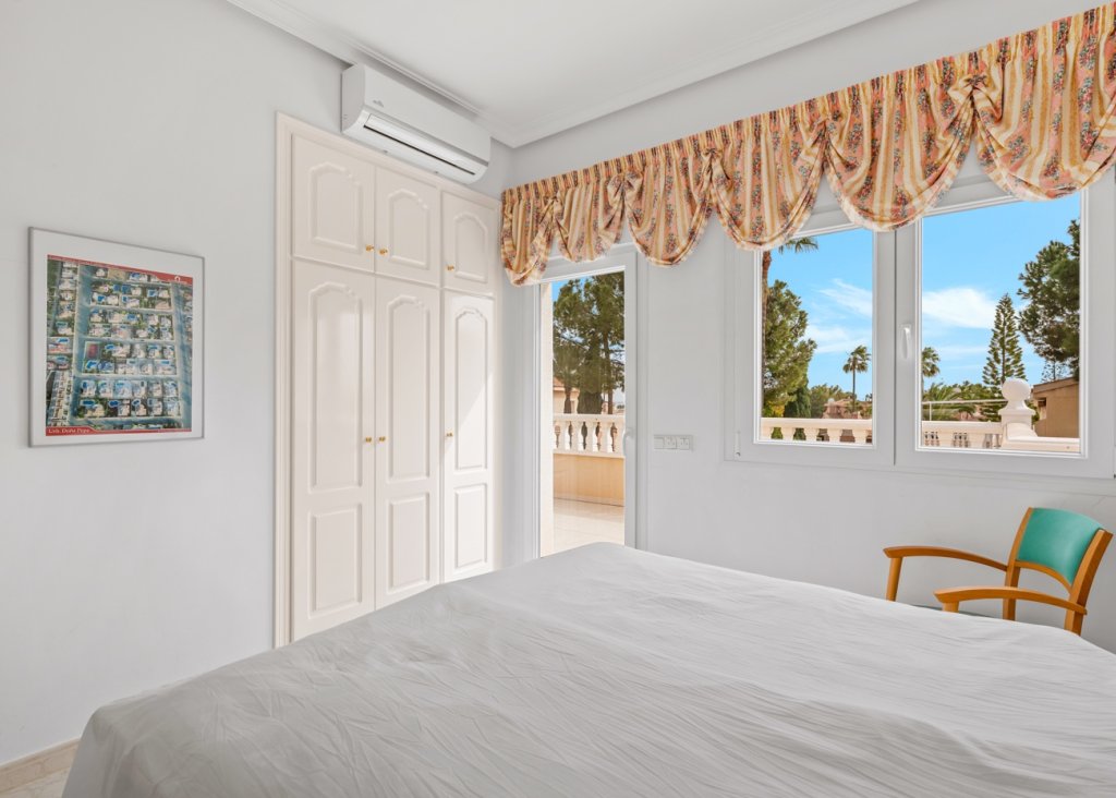 Venta - Chalet - Ciudad Quesada