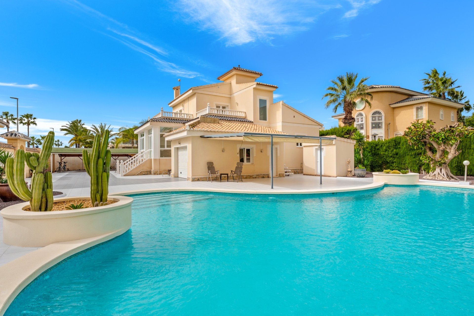 Venta - Chalet - Ciudad Quesada