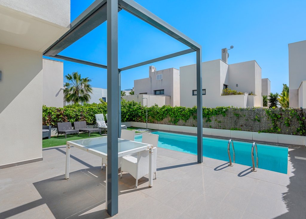 Venta - Chalet - Ciudad Quesada