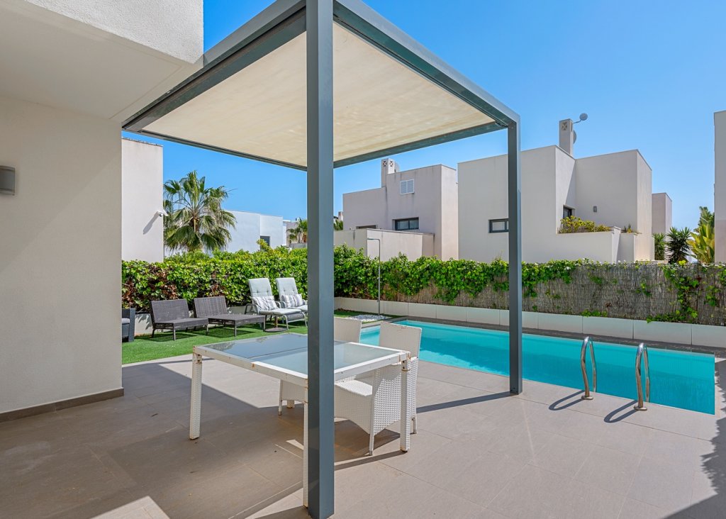 Venta - Chalet - Ciudad Quesada