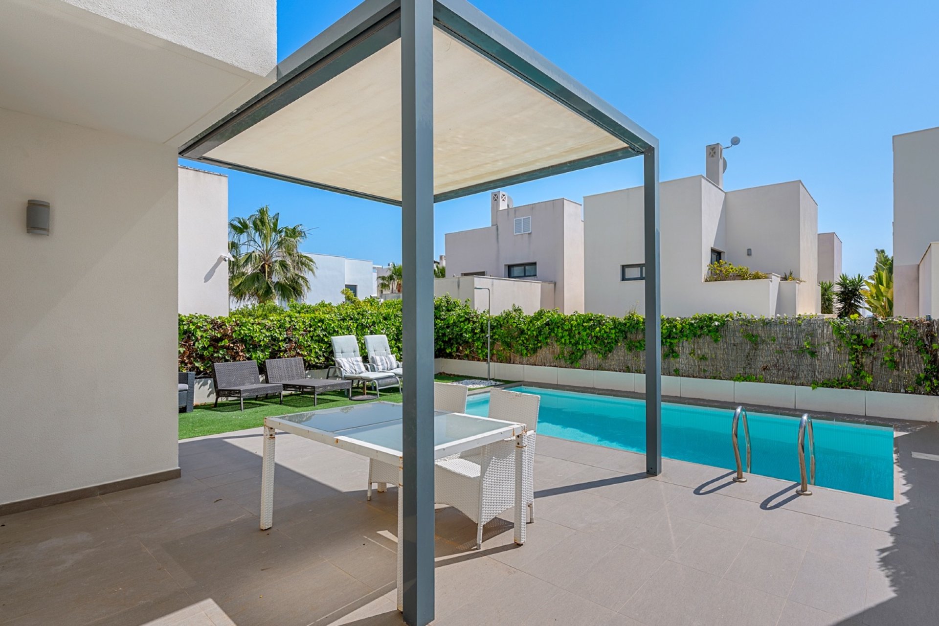 Venta - Chalet - Ciudad Quesada