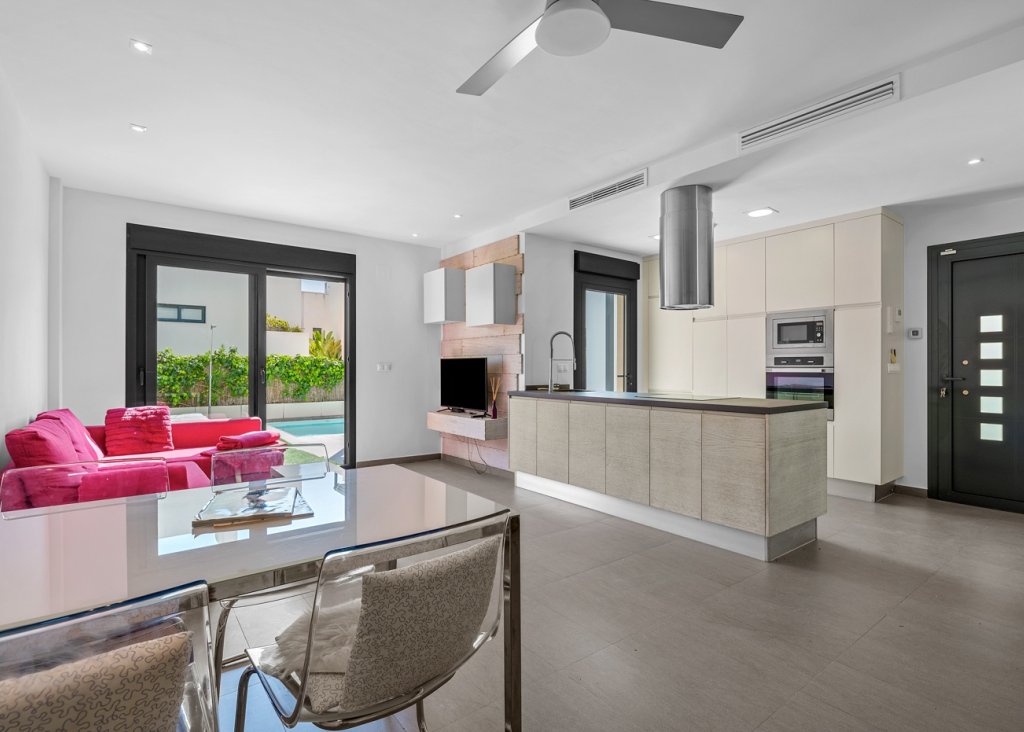 Venta - Chalet - Ciudad Quesada