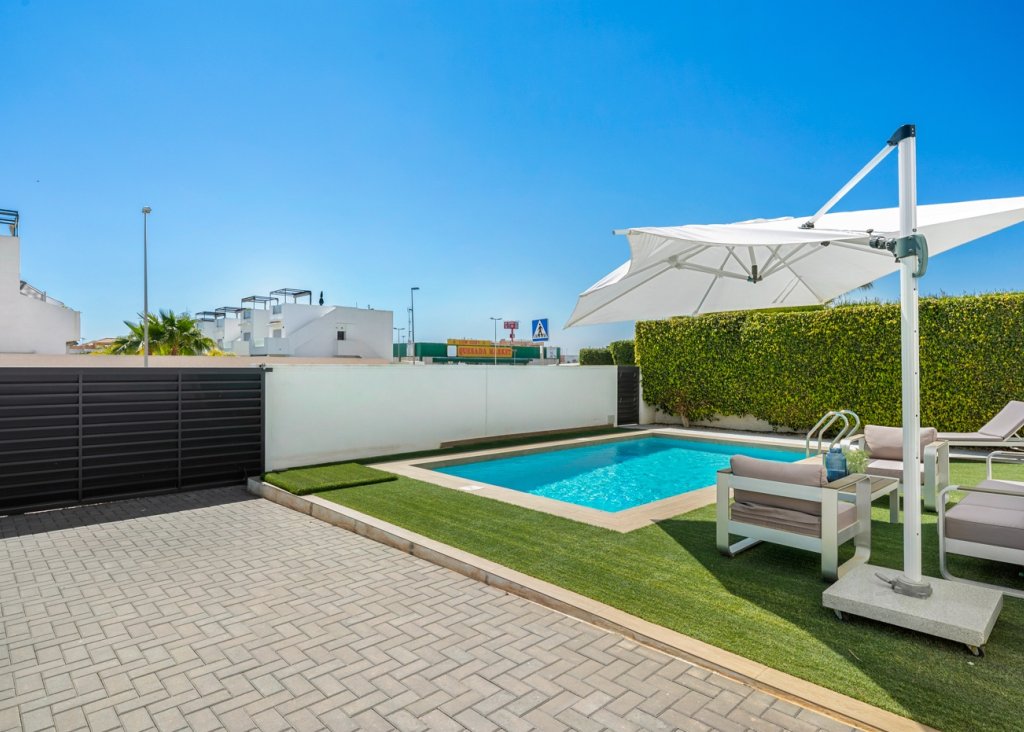 Venta - Chalet - Ciudad Quesada