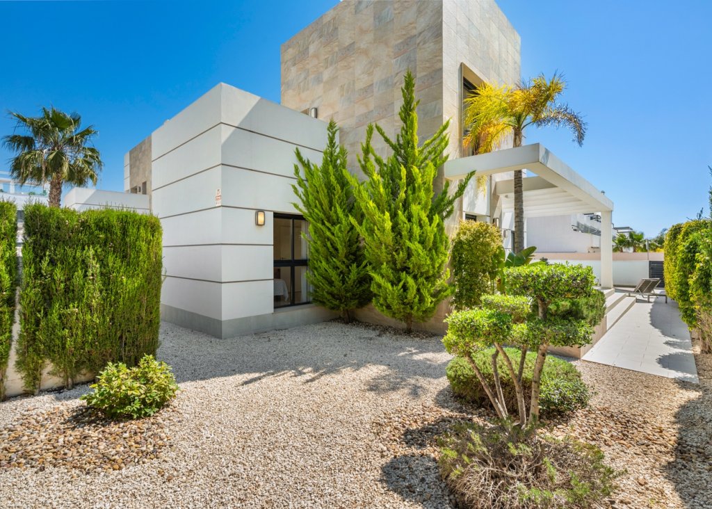 Venta - Chalet - Ciudad Quesada