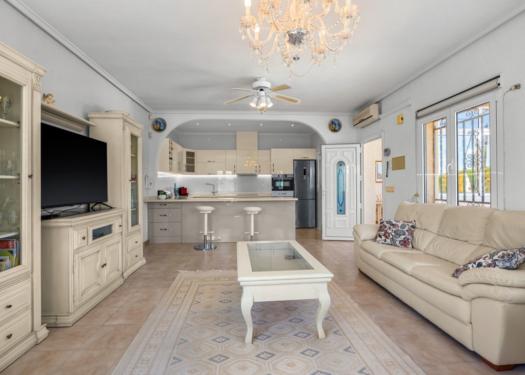 Venta - Chalet - Ciudad Quesada