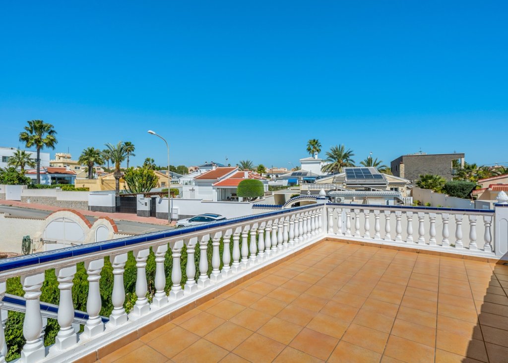 Venta - Chalet - Ciudad Quesada