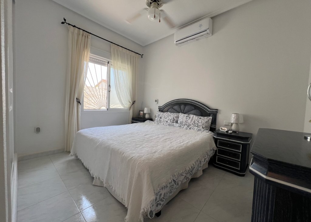 Venta - Chalet - Ciudad Quesada