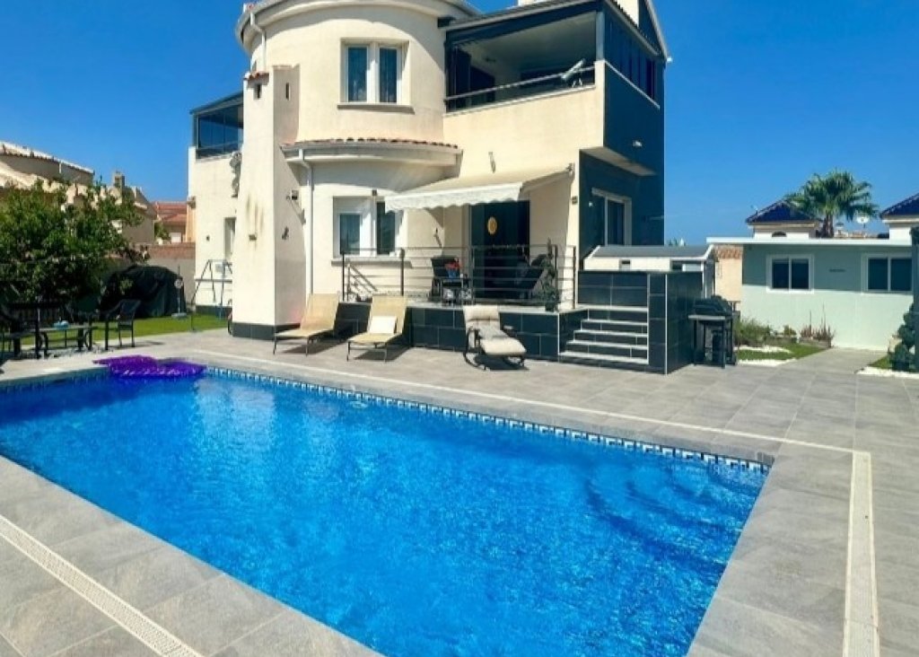 Venta - Chalet - Ciudad Quesada