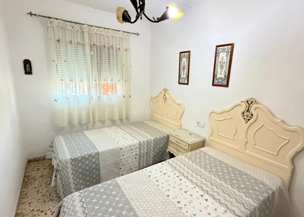 Venta - Chalet - Crevillente