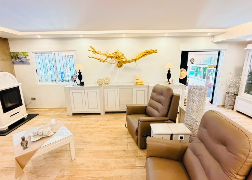 Venta - Chalet - Daya Vieja
