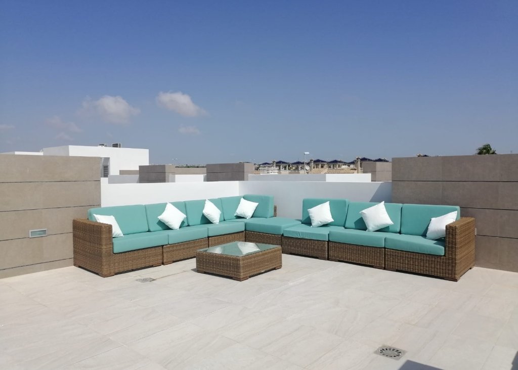 Venta - Chalet - El Raso