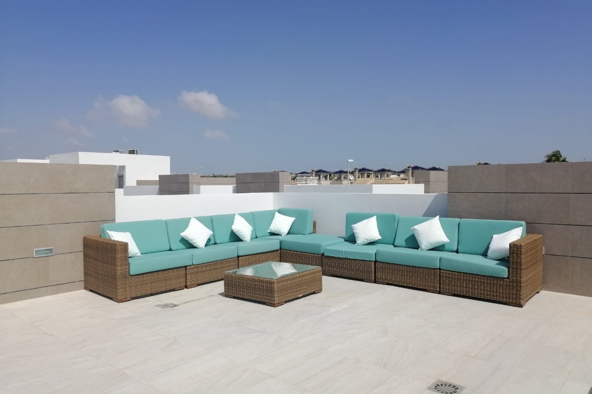 Venta - Chalet - El Raso