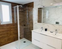 Venta - Chalet - El Raso