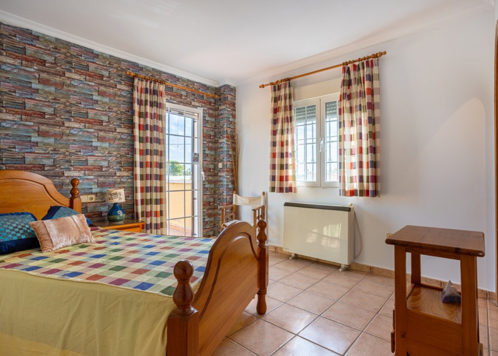 Venta - Chalet - ELCHE - La Hoya