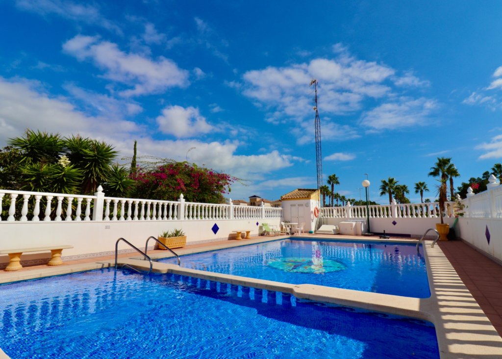 Venta - Chalet - Guardamar del Segura - El Raso