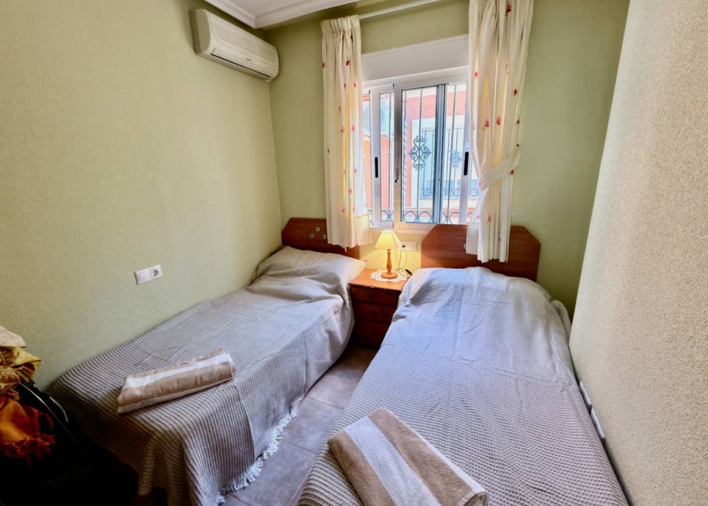 Venta - Chalet - Guardamar del Segura - El Raso