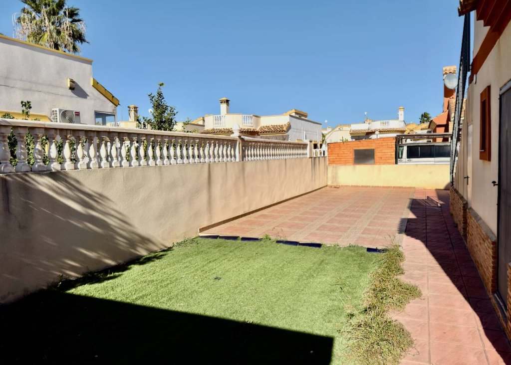 Venta - Chalet - Guardamar del Segura - El Raso