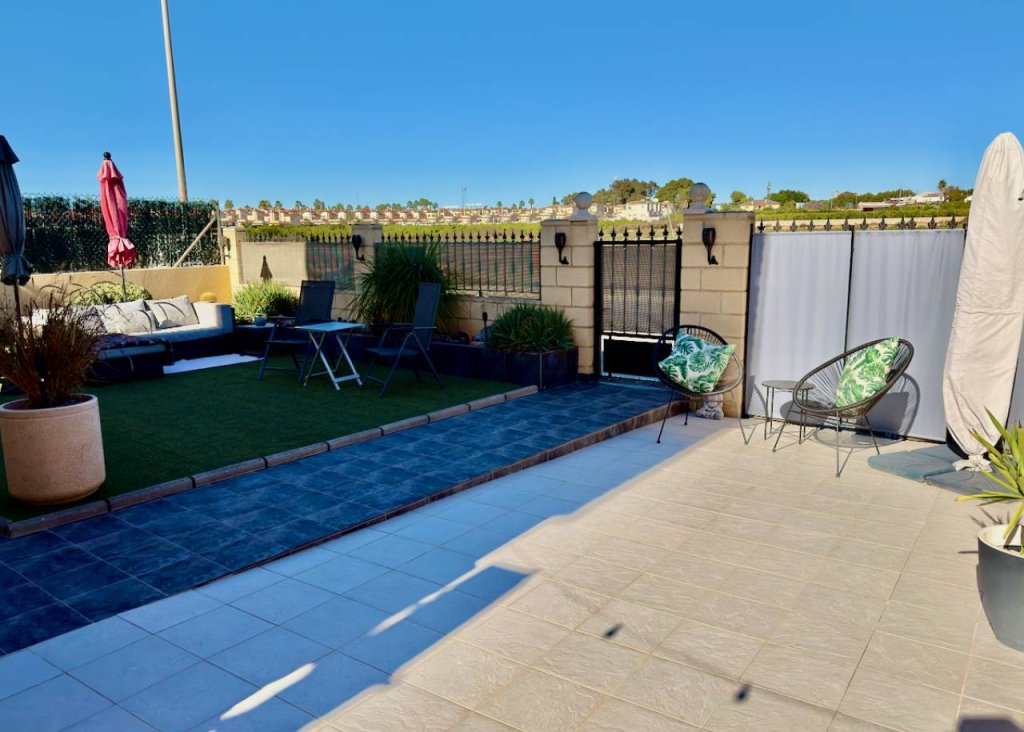 Venta - Chalet - Guardamar del Segura - El Raso