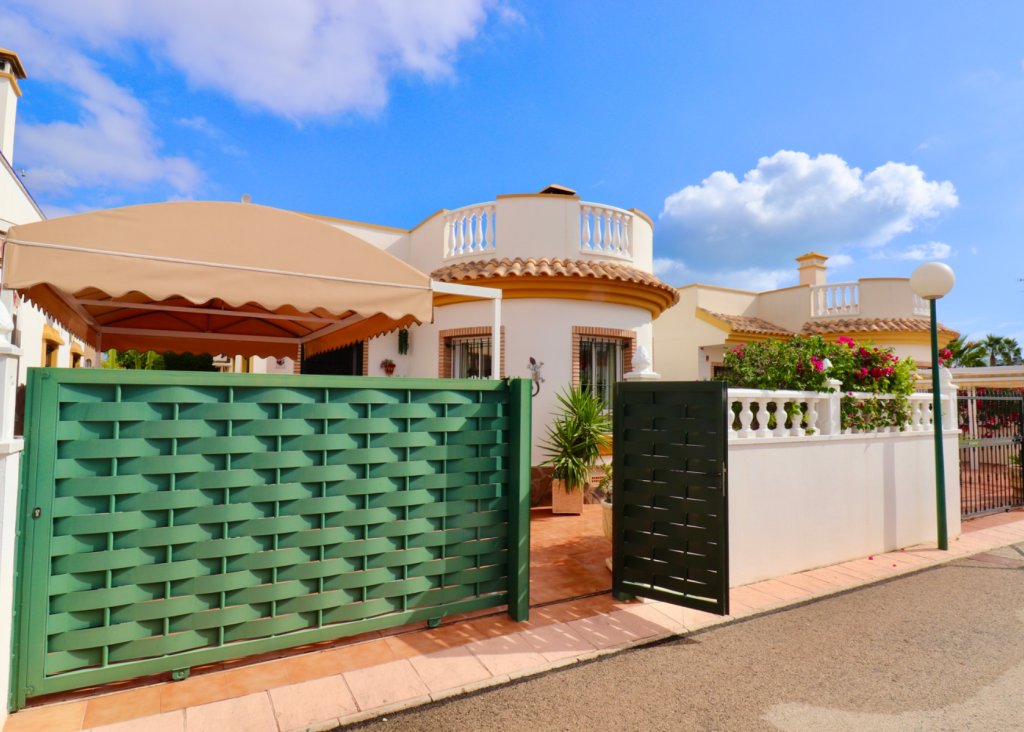 Venta - Chalet - Guardamar del Segura - El Raso