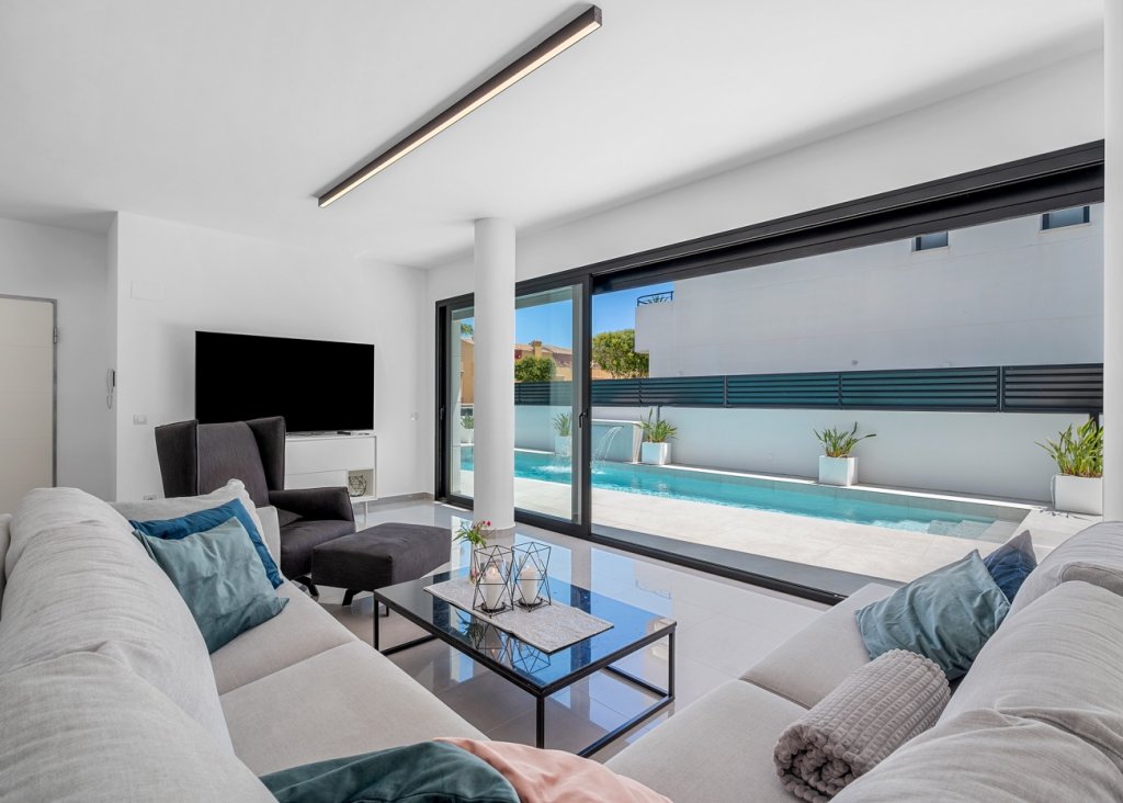 Venta - Chalet - Guardamar del Segura