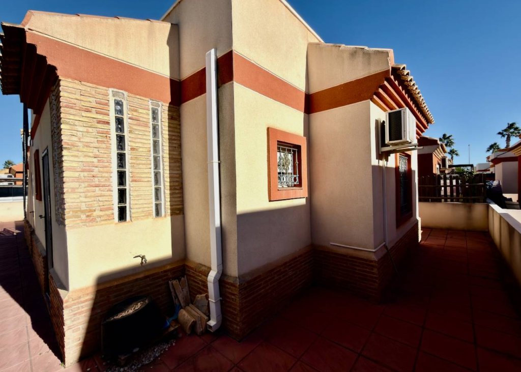 Venta - Chalet - Guardamar del Segura