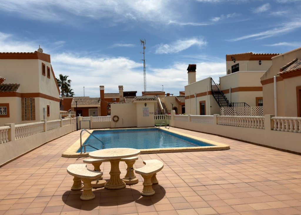 Venta - Chalet - Guardamar del Segura