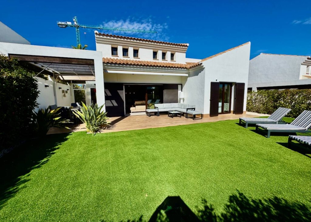 Venta - Chalet - La Finca Golf