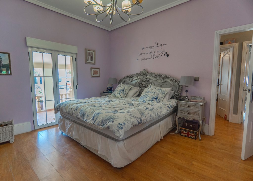 Venta - Chalet - Las Heredades - Heredades